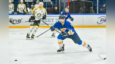 '“Humo” xokkey klubi "play-off" o`yinlarini o`tkazishga hozirlik ko`rmoqda'ning rasmi