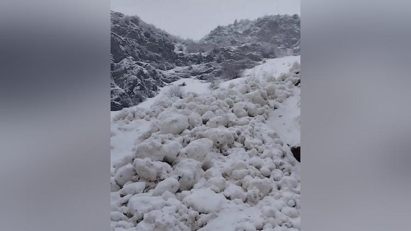 'Qashqadaryoda ikkita qor ko`chkisi sodir bo`ldi (video)'ning rasmi