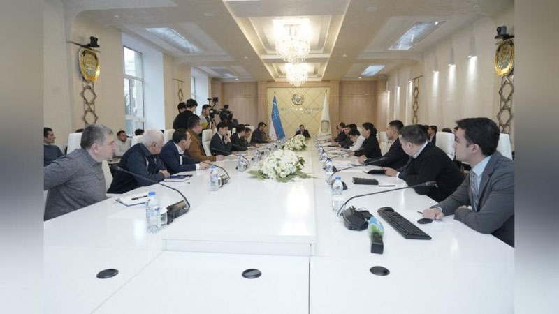 '2022 yilda ijtimoiy himoya, moliya va bank, tadbirkorlik, tashqi iqtisodiy faoliyat hamda bojxona ishiga oid 1 860 ta qonunchilik hujjatlari korrupsiyaga qarshi ekspertizadan o`tkazildi. Ularning 350 tasida korrupsiyaviy omil aniqlagan'ning rasmi