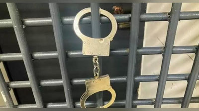 'Chimkentda O`zbekiston fuqarosi qurol do`koniga hujum qildi'ning rasmi