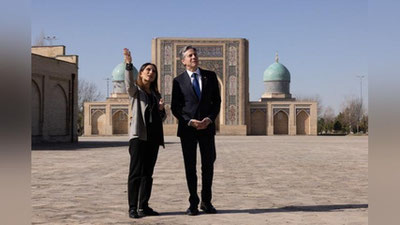 'Энтони Блинкен Тошкентдаги машҳур Ҳазрати Имом мажмуасига борди'ning rasmi