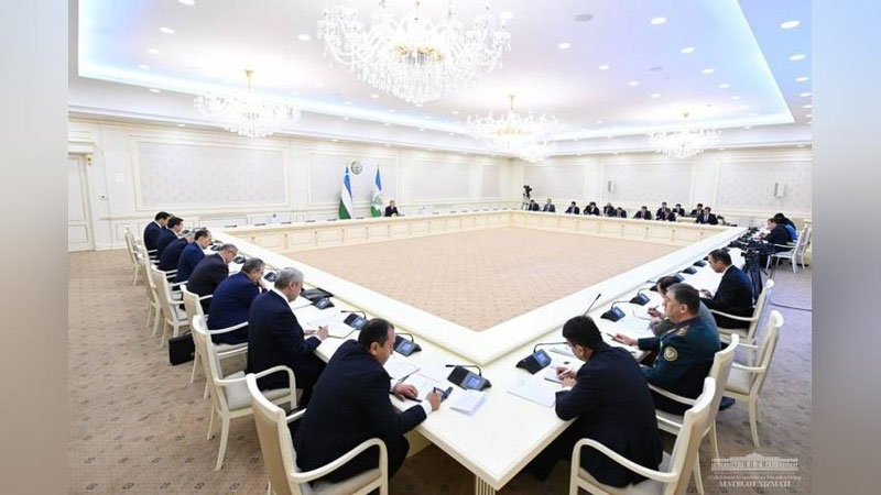 'Har yili 100 mingta zamonaviy korxona ishga tushmoqda — Prezident'ning rasmi