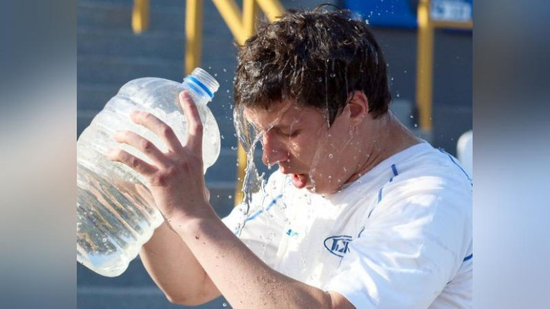 'Chimkentda anomal issiq sabab tez yordam chaqiruvlari ko`paymoqda'ning rasmi