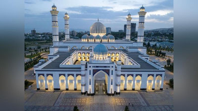 'Dushanbeda Markaziy Osiyodagi eng katta masjidlardan biri ochildi'ning rasmi