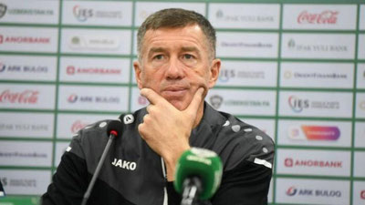 'Bugun O`zbekiston terma jamoasi bosh murabbiysiz maydonga tushadi'ning rasmi