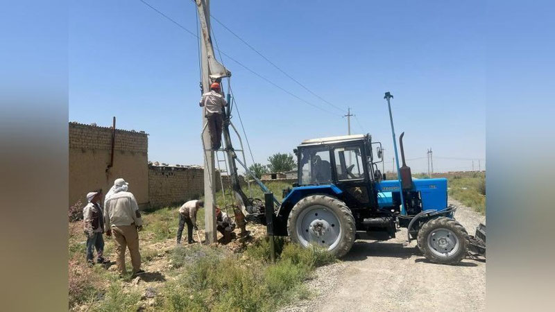 'Sirdaryoda yo`l, suv, elektr energiyasi ta`minoti holatini yaxshilash bo`yicha o`rganishlarini olib borildi'ning rasmi