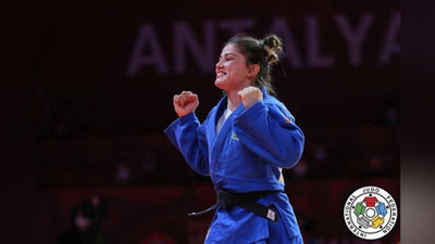 'Diyora Keldiyorova Ulan-Bator “Katta dubulg`a” turniri sovrindori bo`ldi'ning rasmi