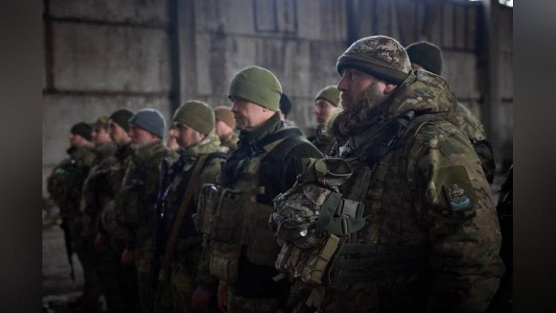 'Ukraina hozircha asosiy kuchlarini ishga solmaganini ma`lum qildi'ning rasmi