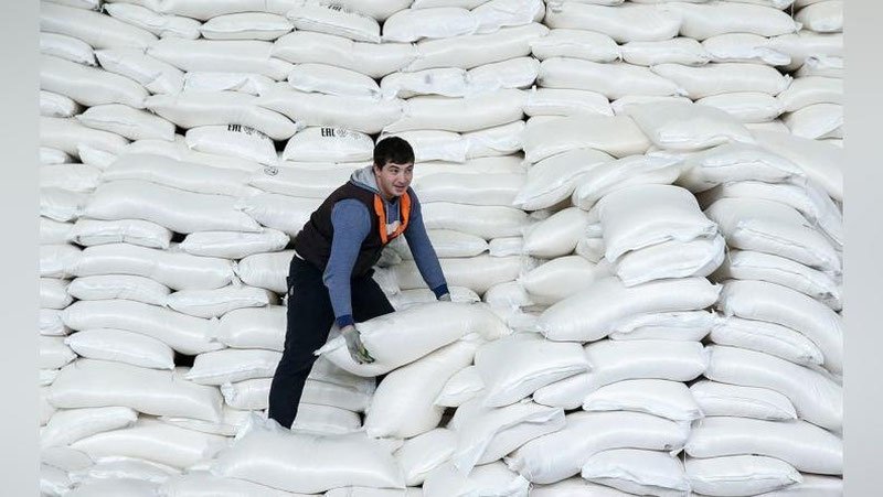 'Birjada suyultirilgan gaz, sement va shakar narxi pasaydi'ning rasmi