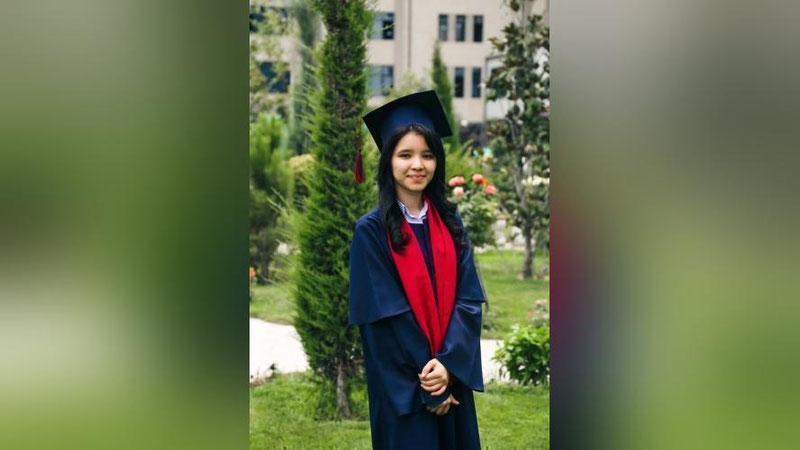 'Esimda o`sha damlar, o`zi uchar gilamlar...'ning rasmi