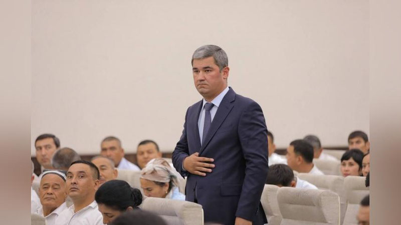 'Bekobod tumaniga yangi hokim tayinlandi'ning rasmi