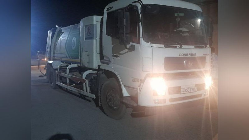 'Samarqandda maishiy chiqindilarni tashish va olib chiqib ketish narxlari oshirilmoqda'ning rasmi