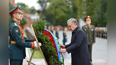 'Шавкат Мирзиёев Москвадаги Александр боғида гул қўйди (фото)'ning rasmi