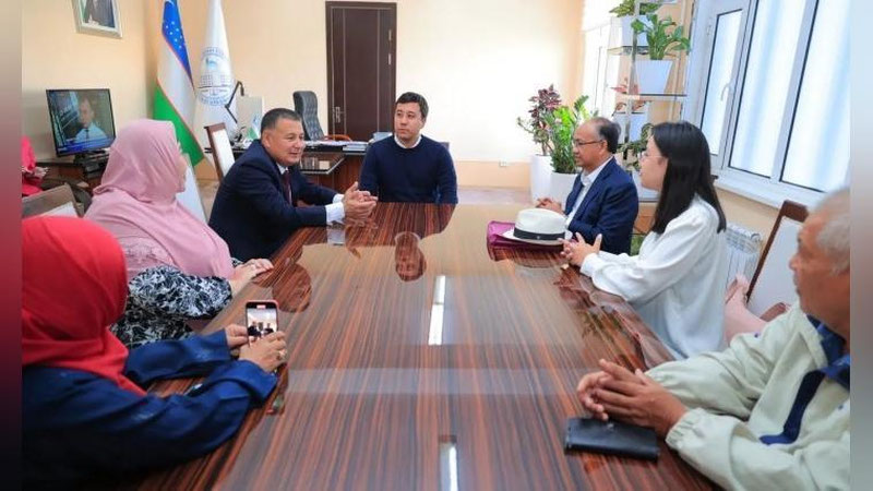 'Malayziya va O`zbekiston OTMlari o`rtasida arxitektura va ziyorat turizmi yo`nalishida almashinuv dasturi amalga oshirildi'ning rasmi