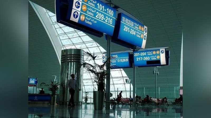 'Umra amallarini bajarish uchun Saudiya Arabistonga borgan ikki nafar o`zbekistonliklar Dubayda qoldirib ketilganligi ma`lum bo`ldi'ning rasmi