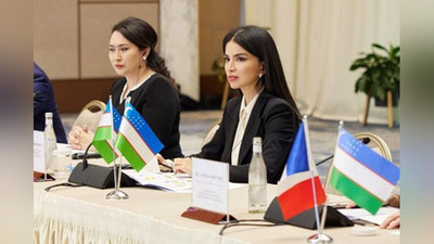 'Saida Mirziyoeva xorijiy mamlakatlardan taklif etilgan pedagoglar bilan uchrashdi (foto)'ning rasmi