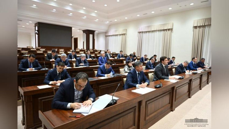 'Вилоят ҳокимлари огоҳлантирилди. Кадастр агентлигига жиддий топшириқ, Бош прокуратура зиммасига муҳим вазифа юклатилди'ning rasmi