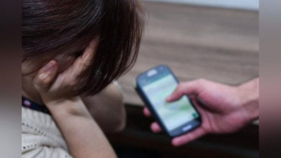 'Buxorolik 22 yoshli yigit surxondaryolik 26 yoshli ayol bilan avval sevishdi, keyin esa behayo suratlarini tarqatish bilan qo`rqitib, pul talab qildi'ning rasmi