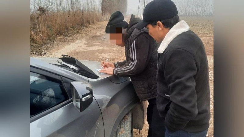 'Farg`onada fuqaro qurigan shoxni kesib yuborgani uchun 1,7 mln so`m jarimaga tortildi'ning rasmi