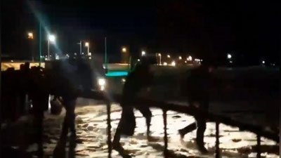 'Qozog`istonda ichida O`zbekiston fuqarolari bo`lgan avtobus ag`darilib ketdi (video)'ning rasmi