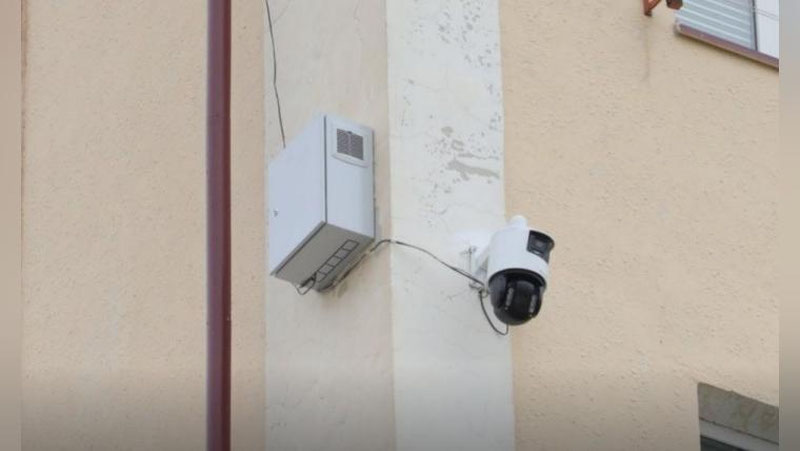 'Samarqandda chiqindilarni belgilanmagan joylarga tashlanishining oldini olish uchun kameralar o`rnatilmoqda'ning rasmi