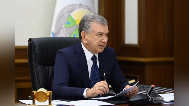 'Prezident ichki turizmni faollashtirishga oid taqdimot bilan tanishdi'ning rasmi