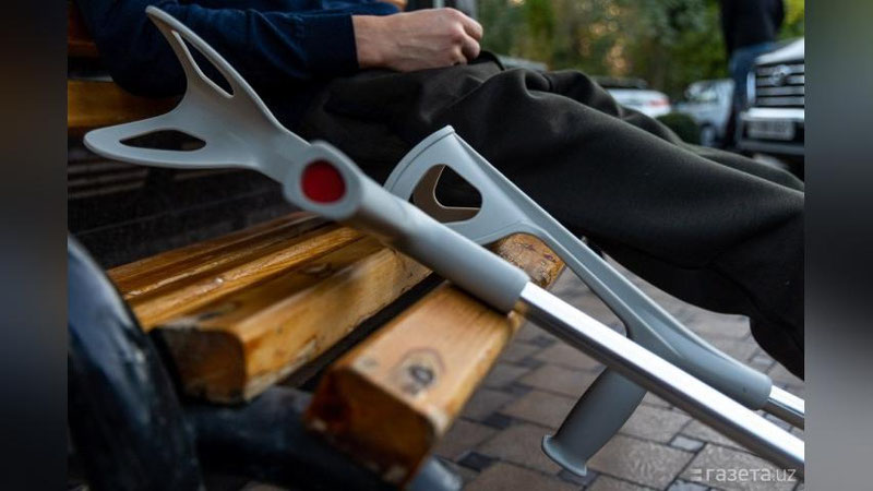 'Aeroport, vokzal, avtoshohbekatlarda nogiron va jismoniy imkoniyati cheklangan shaxslar uchun sharoitlar yaratiladi'ning rasmi