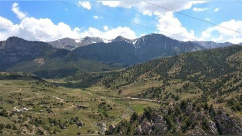 '“Zomin”, “Chimyon” va “Amirsoy” hududida boj olinmaydigan yirik savdo komplekslari barpo etiladi'ning rasmi