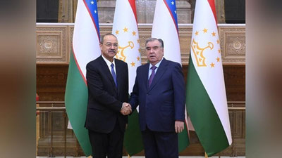 'Abdulla Aripov Dushanbeda Emomali Rahmon bilan uchrashdi'ning rasmi
