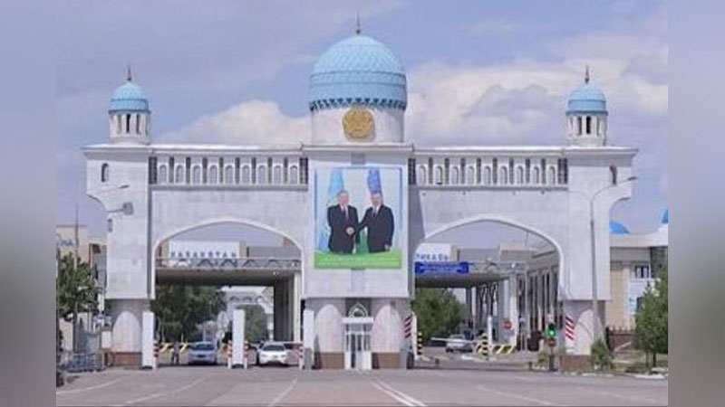 '"G`ishtko`prik" chegara bojxona postida tirbandliklar yuzaga kelmoqda'ning rasmi