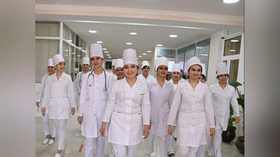 'O`zbekistonlik 10 mingdan ortiq tibbiyot xodimlari Britaniyaga ishga yuboriladi'ning rasmi