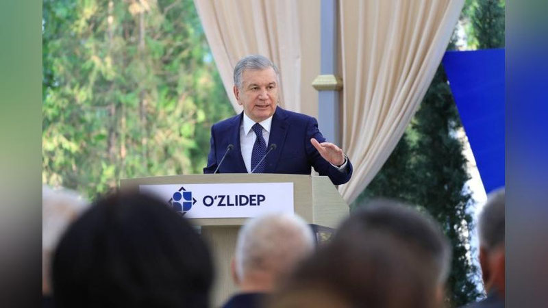 'Shavkat Mirziyoevning qoraqalpog`istonlik saylovchilar bilan uchrashuvi boshlandi'ning rasmi