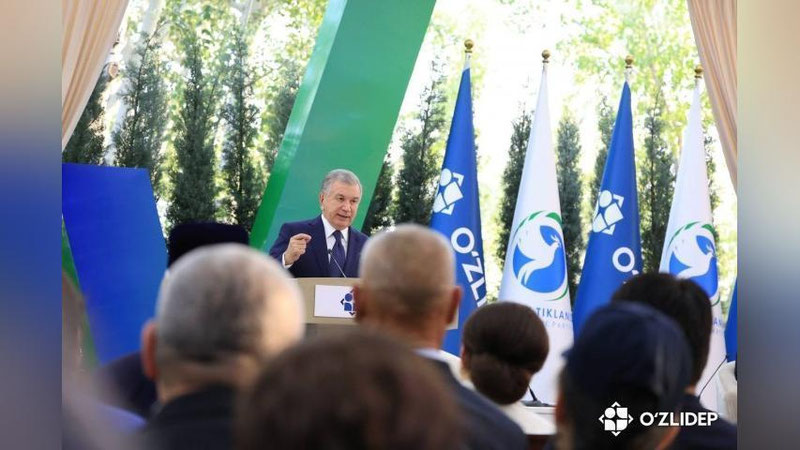 'O`quvchilarni maktabga borib-kelishi uchun avtobus qatnovi birinchi bo`lib Qoraqalpog`istonda yo`lga qo`yiladi'ning rasmi