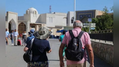 'O`zbekistonga 5 oyda 2,1 million sayyoh piyoda tashrif buyurgani aytildi'ning rasmi