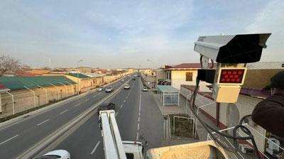 Изрображение 'В Кибрае молодой человек скончался от удара током при установке радара на перекрестке'