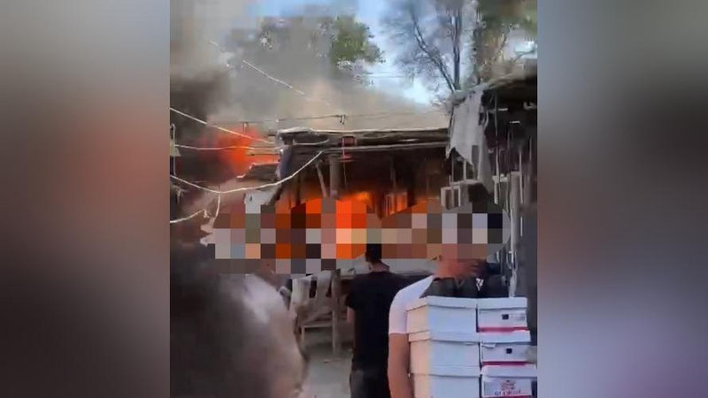 'Xivadagi bozorda sodir bo`lgan yong`in o`chirildi'ning rasmi