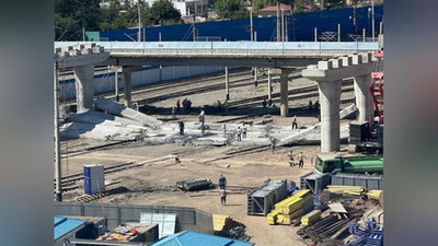 'Toshkentda aeraport yaqinidagi yo`l o`tkazgichning to`sinlari qulab tushgani bo`yicha jinoyat ishi ochildi'ning rasmi