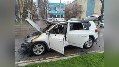 'Toshkentda harakatlanib ketayotgan “Orlando” yonib ketdi ( video)'ning rasmi