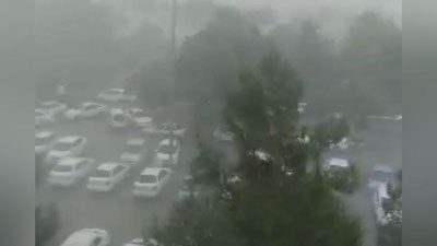 'Kuchli yomg`ir sabab Samarqand va Jizzaxda “svet” avariyaviy o`chdi'ning rasmi