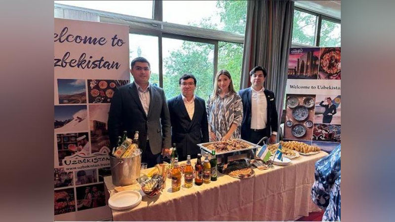'O`zbek palovi Stokgolmda bo`lib o`tgan ko`rgazmada eng yaxshi milliy taom deb topildi'ning rasmi