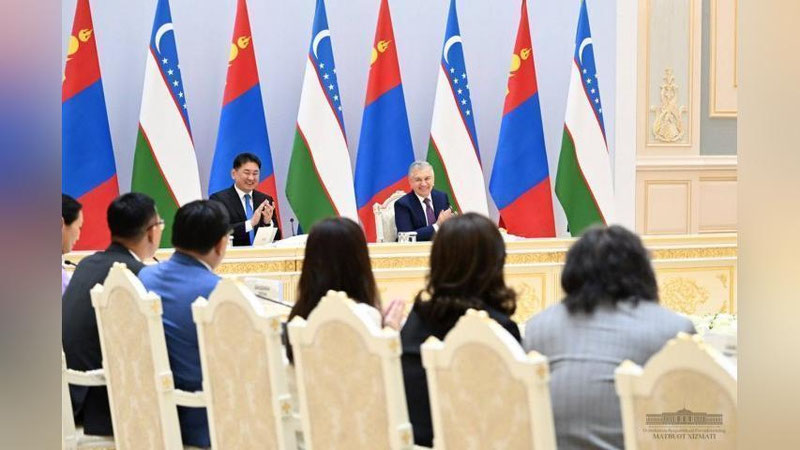 'Mirziyoev mo`g`ulistonlik biznesmenlar bilan ilk bor uchrashuv o`tkazdi'ning rasmi