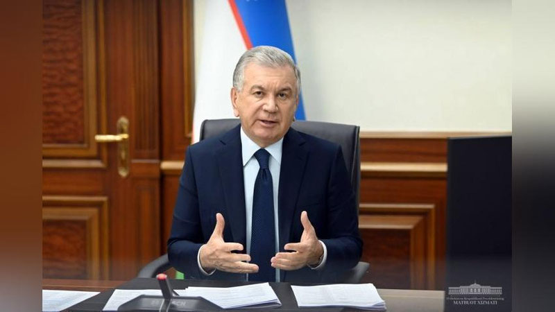 'Shavkat Mirziyoev elektron hukumatni rivojlantirish chora-tadbirlariga oid taqdimot bilan tanishdi'ning rasmi