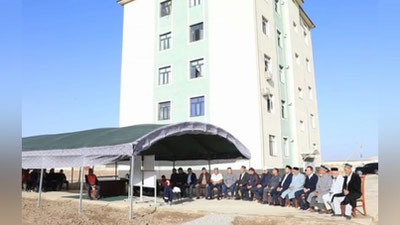 'Сурхондарёда шифокор ва ўқитувчилар учун уй қурилади'ning rasmi