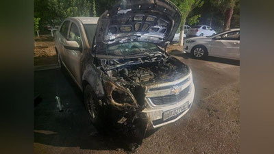 'Tunda Toshkentda uy oldida turgan Cobalt yonib ketdi'ning rasmi