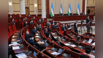 'O`zbekiston deputatlari tomonidan kimlarni birinchi navbatda koronavirusga qarshi emlash taklif qilinyapti?'ning rasmi