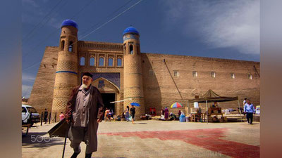 'Endilikda Xiva shahridagi "Ichan-Qal`a" muzey chiptalarini internet orqali bron qilish yoki sotib olish imkoni bor.'ning rasmi