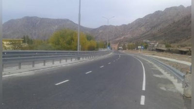 Изрображение 'ЗАВЕРШЕН РЕМОНТ ДОРОГИ ОТ ТАШКЕНТА ДО ЧИМГАНА'