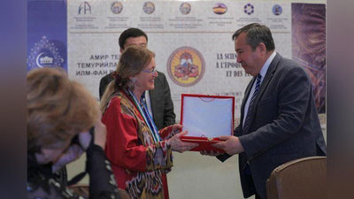 'Temur va temuriylar davriga oid asarlar, manba va ma`lumotlar bitmas-tuganmas xazinaga o`xshaydi (fotoreportaj)'ning rasmi