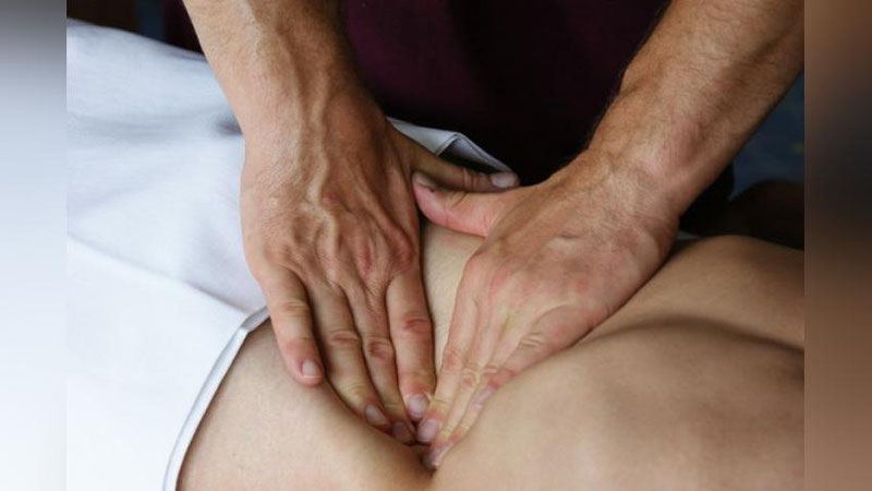 Изрображение 'БУХАРСКИЙ ТРАКТОРИСТ НАЖИЛ 1,8 МЛРД СУМОВ, СТАВ "ЧУДО-ТАБИБОМ"'