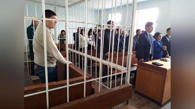 'Ёшлар иттифоқи кафиллигида 29 ёшли йигит суд залидан озод қилинди'ning rasmi